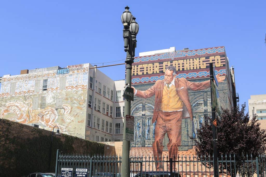 Pope of Broadway mural featuring the actor Anthony Quinn in DTLA.