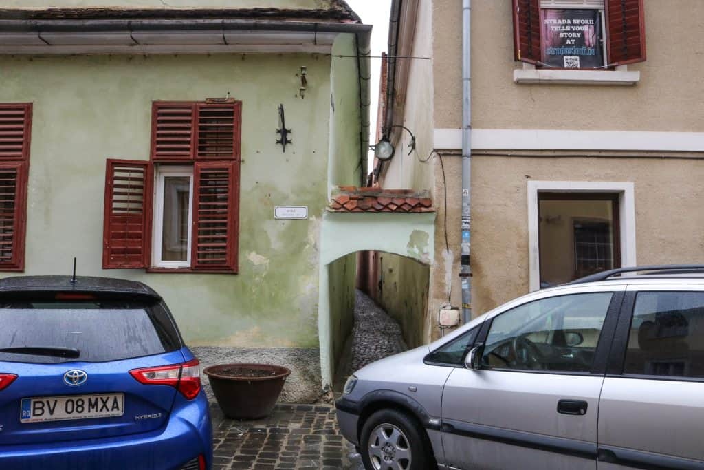 The tiny entrance to Strada Sffori or "Rope Street"