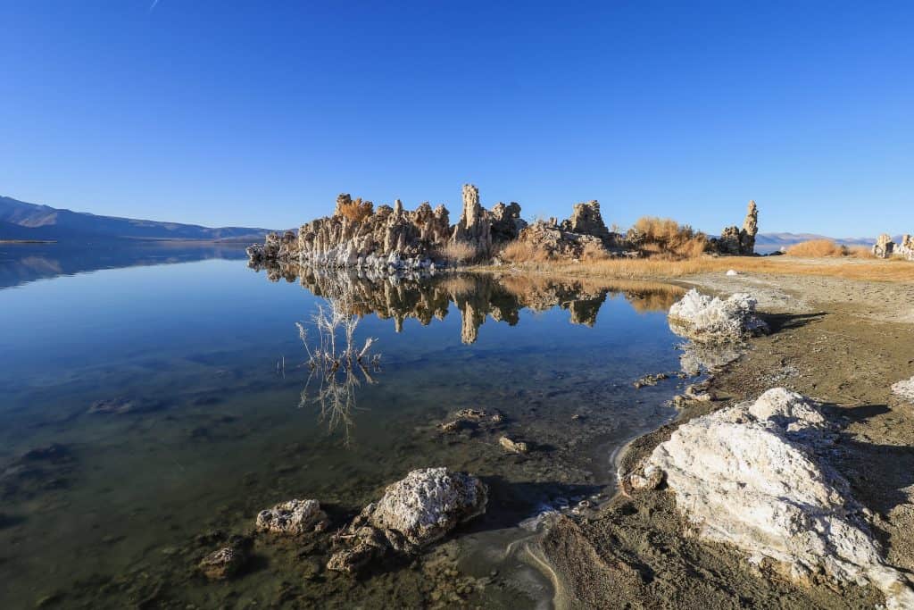 The "tufa towers" at Mono Lake are made up of calcium carbonate resemble rock like formations and look like they are from another planet.