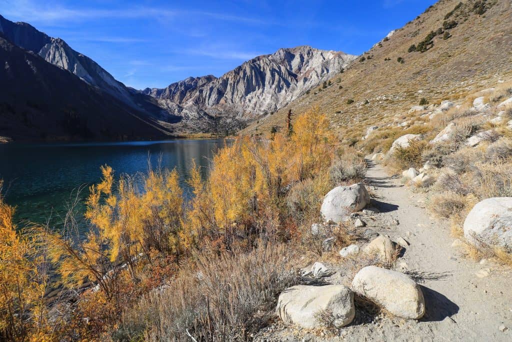 The start of the 3-mile loop around Convict Lake