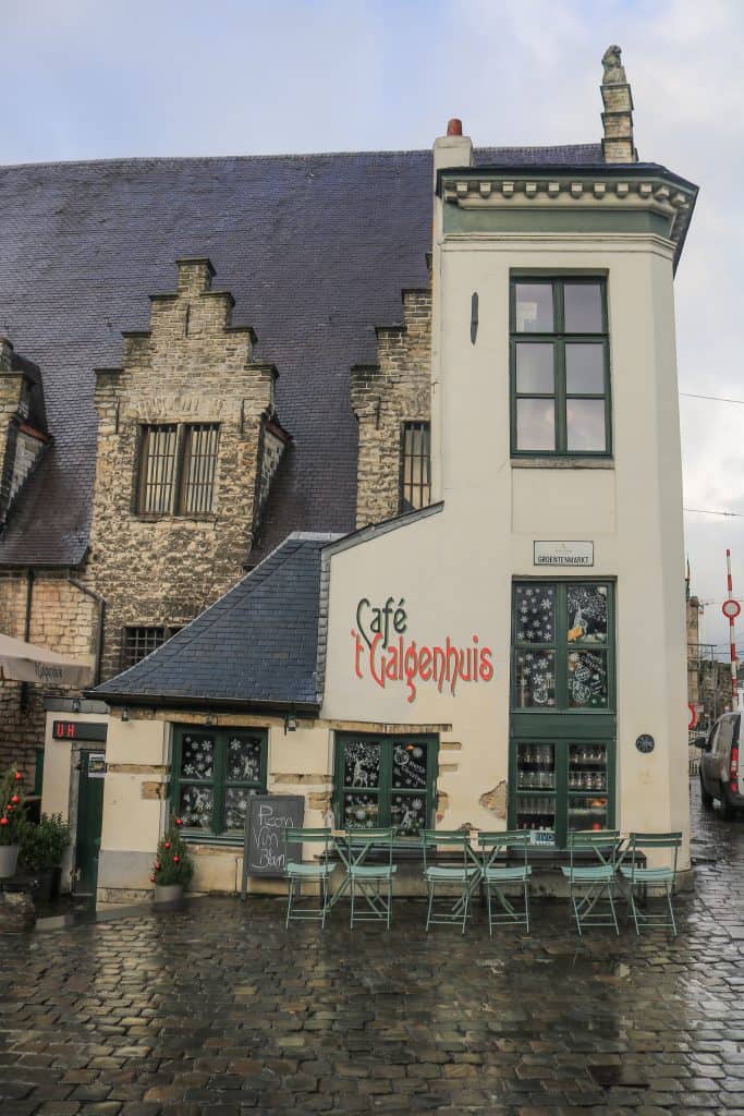 ‘t Galgenhuije is the tiniest pub in Ghent!