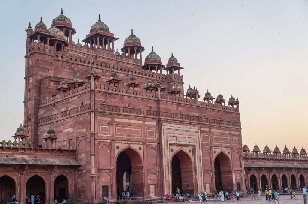 A closeup of the architecture and red sandstone of Fatehpur Sikri