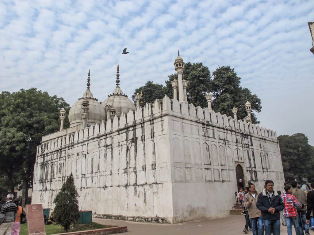 The beautiful Moti Masjid is also known as the Pearl Mosque for its white exterior