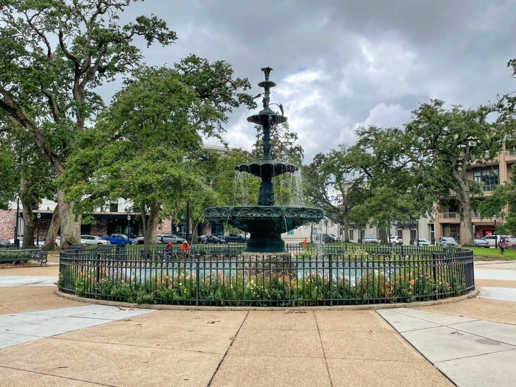 A beautiful fountain in the middle of Bienville Square Park.